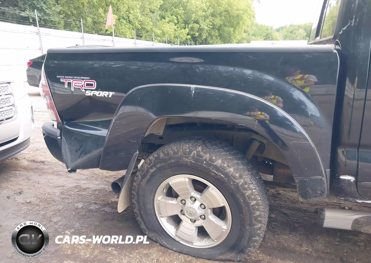 2010 Toyota Tacoma Base V6 VIN:3TMLU4EN0AM039232 - 19