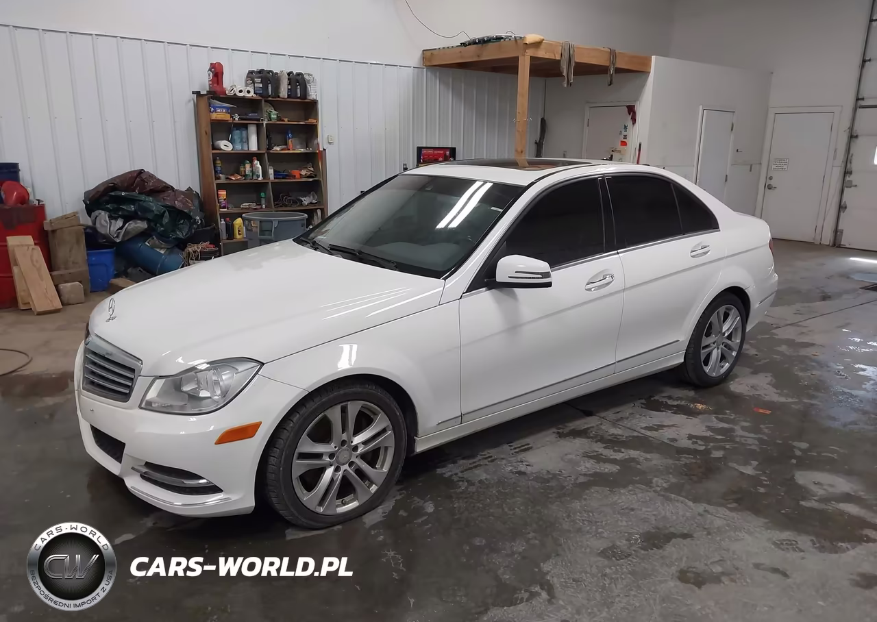 2013 Mercedes-Benz C 300 Luxury 4Matic VIN:WDDGF8AB1DR259406 - 2