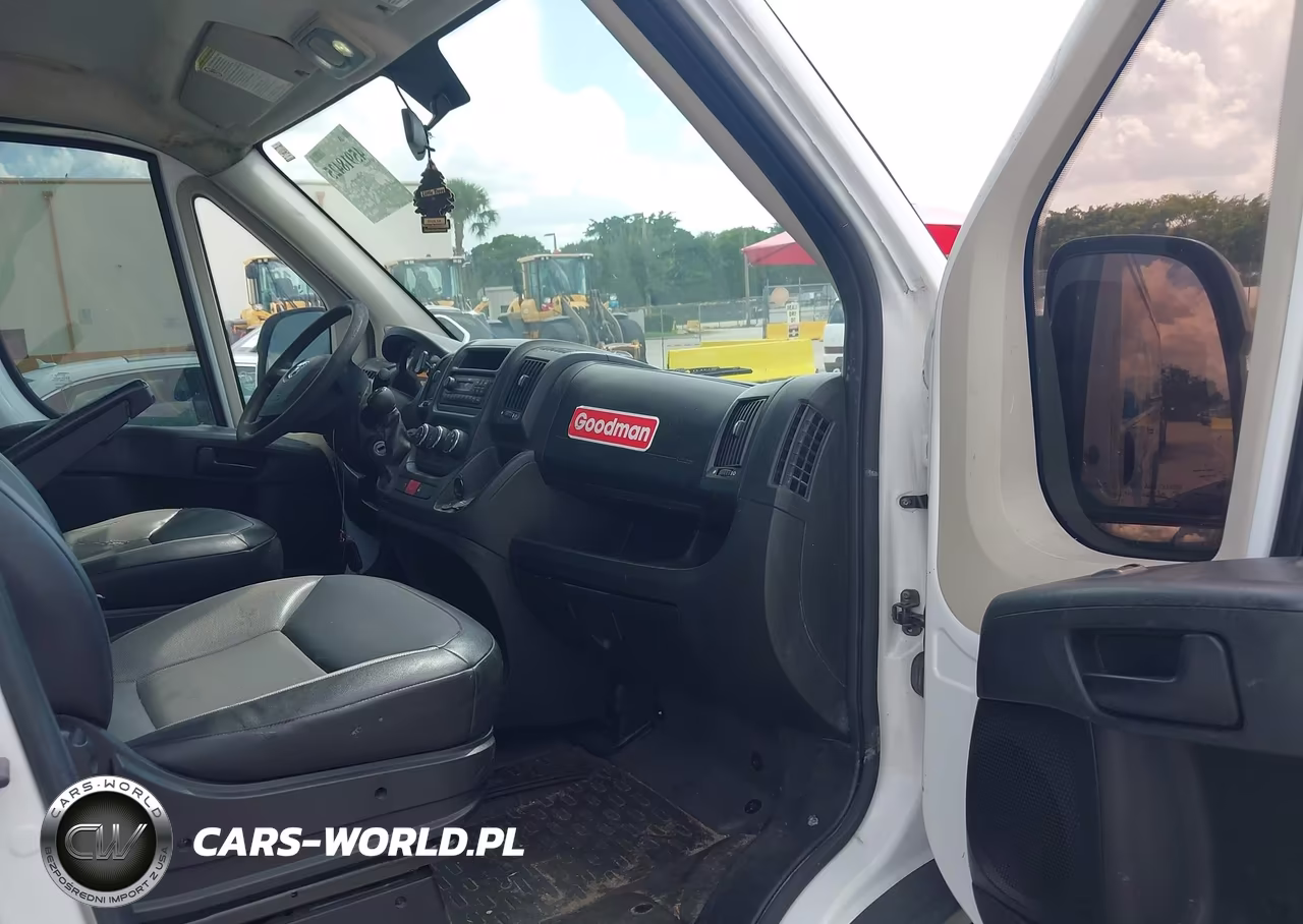 2017 Ram Promaster 1500 Low Roof 136 Wb VIN:3C6TRVAG3HE536074 - 5
