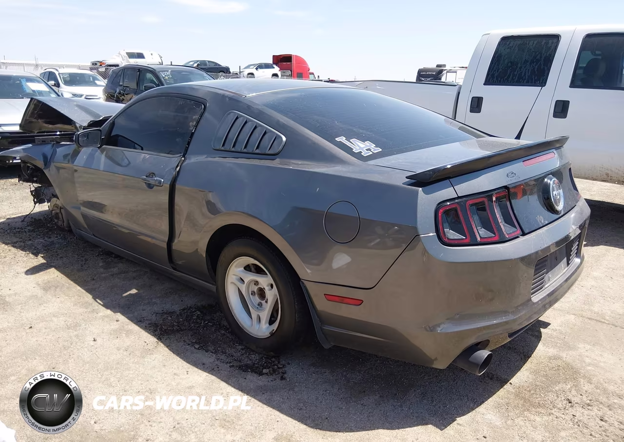 2014 Ford Mustang V6 VIN:1ZVBP8AM9E5332367 - 3