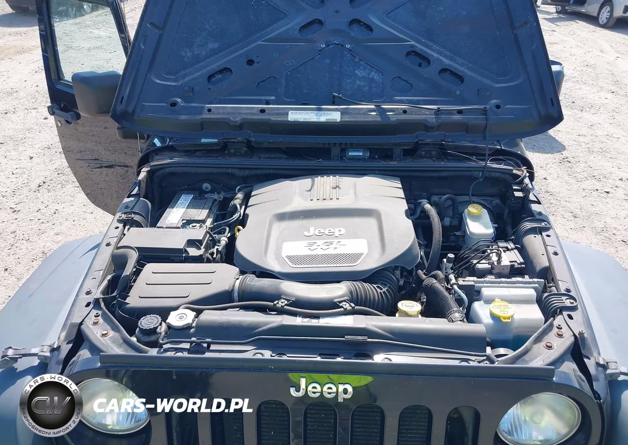 2012 Jeep Wrangler Unlimited Sport VIN:1C4BJWDG5CL266648 - 10