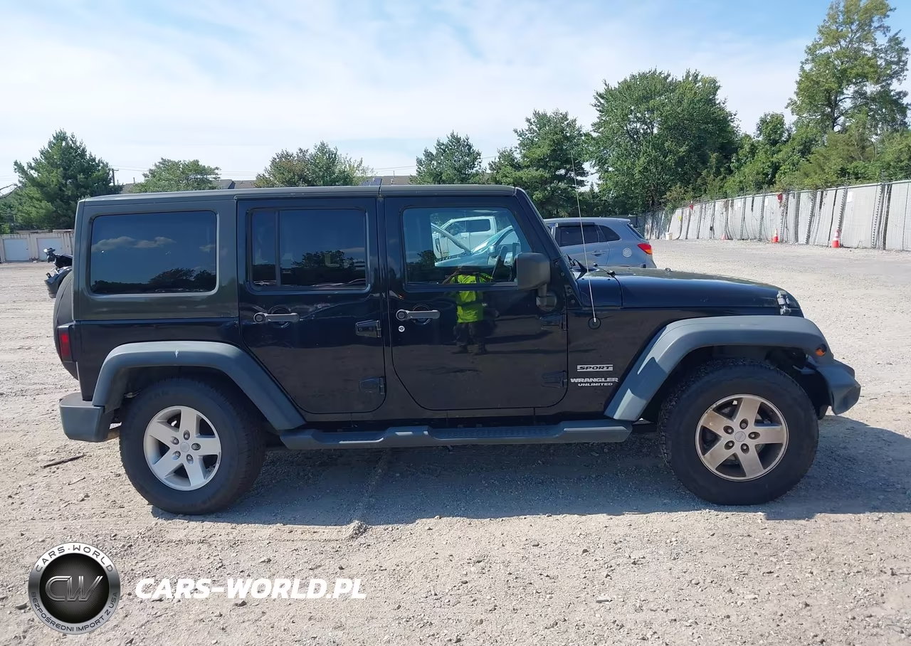 2012 Jeep Wrangler Unlimited Sport VIN:1C4BJWDG5CL266648 - 14