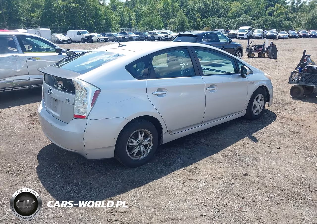 2010 Toyota Prius Iii VIN:JTDKN3DU0A0091572 - 4