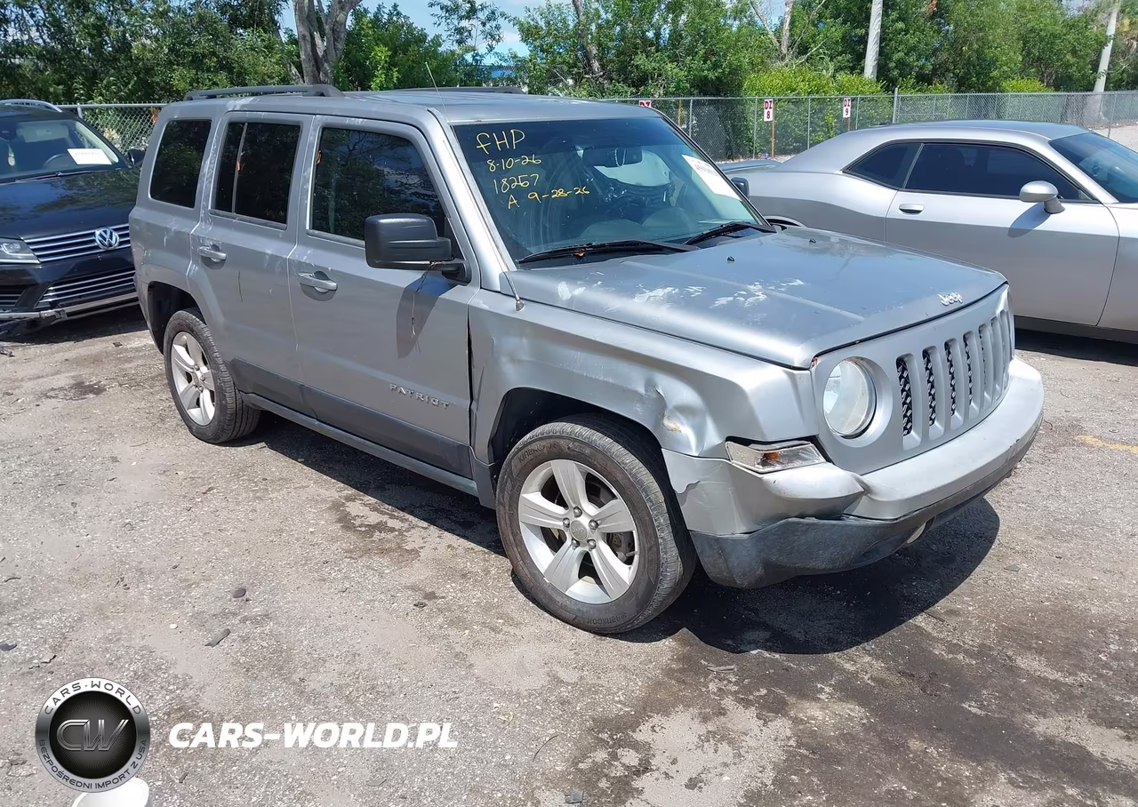 2016 Jeep Patriot Latitude – zdjęcie 1 z 16