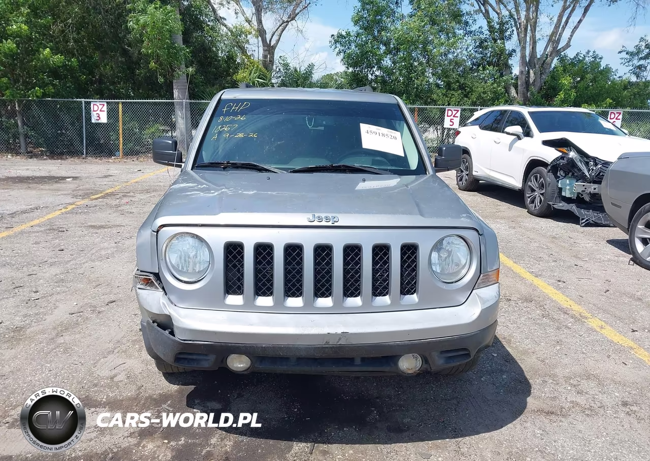 2016 Jeep Patriot Latitude VIN:1C4NJRFB1GD613893 - 12
