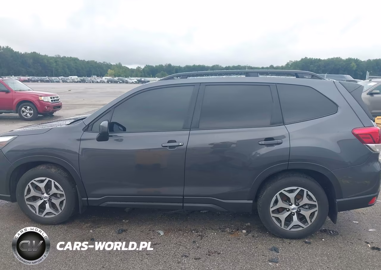 2024 Subaru Forester Premium VIN:JF2SKACC5RH490689 - 14