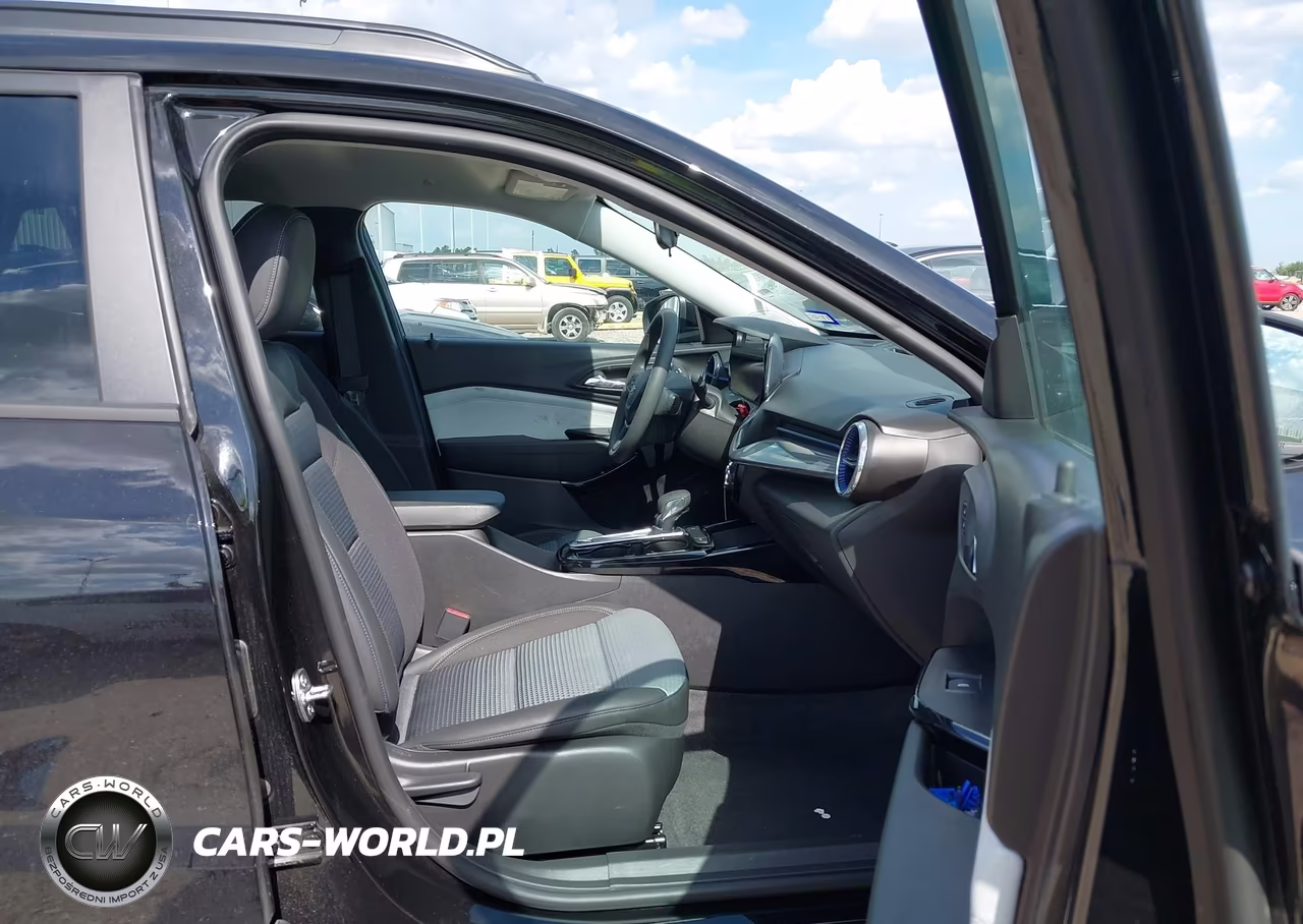 2026 Chevrolet Trax Fwd Lt VIN:KL77LHEP2TC050022 - 5
