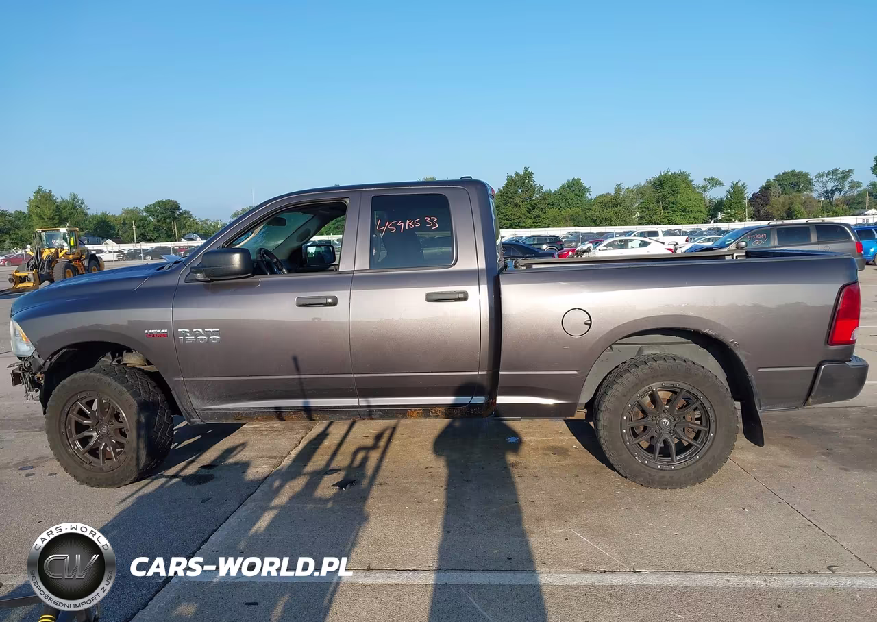 2015 Ram 1500 Express VIN:1C6RR7FT6FS516682 - 15
