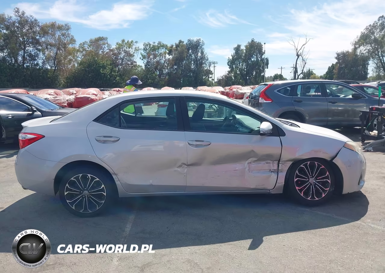 2016 Toyota Corolla S Plus VIN:5YFBURHE8GP449556 - 13