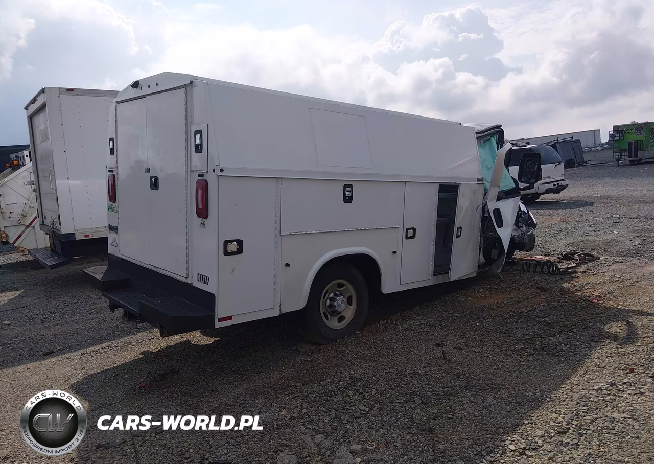 2019 Chevrolet Express Cutaway 4500 VIN:1GB0GRFG4K1368946 - 4