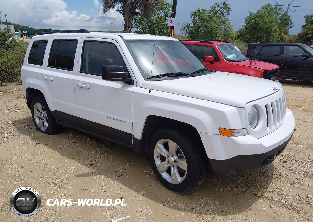 2016 Jeep Patriot Latitude – zdjęcie 1 z 17