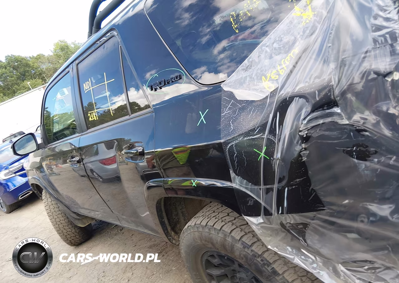 2022 Toyota 4Runner Trd Pro VIN:JTELU5JR5N6029411 - 12