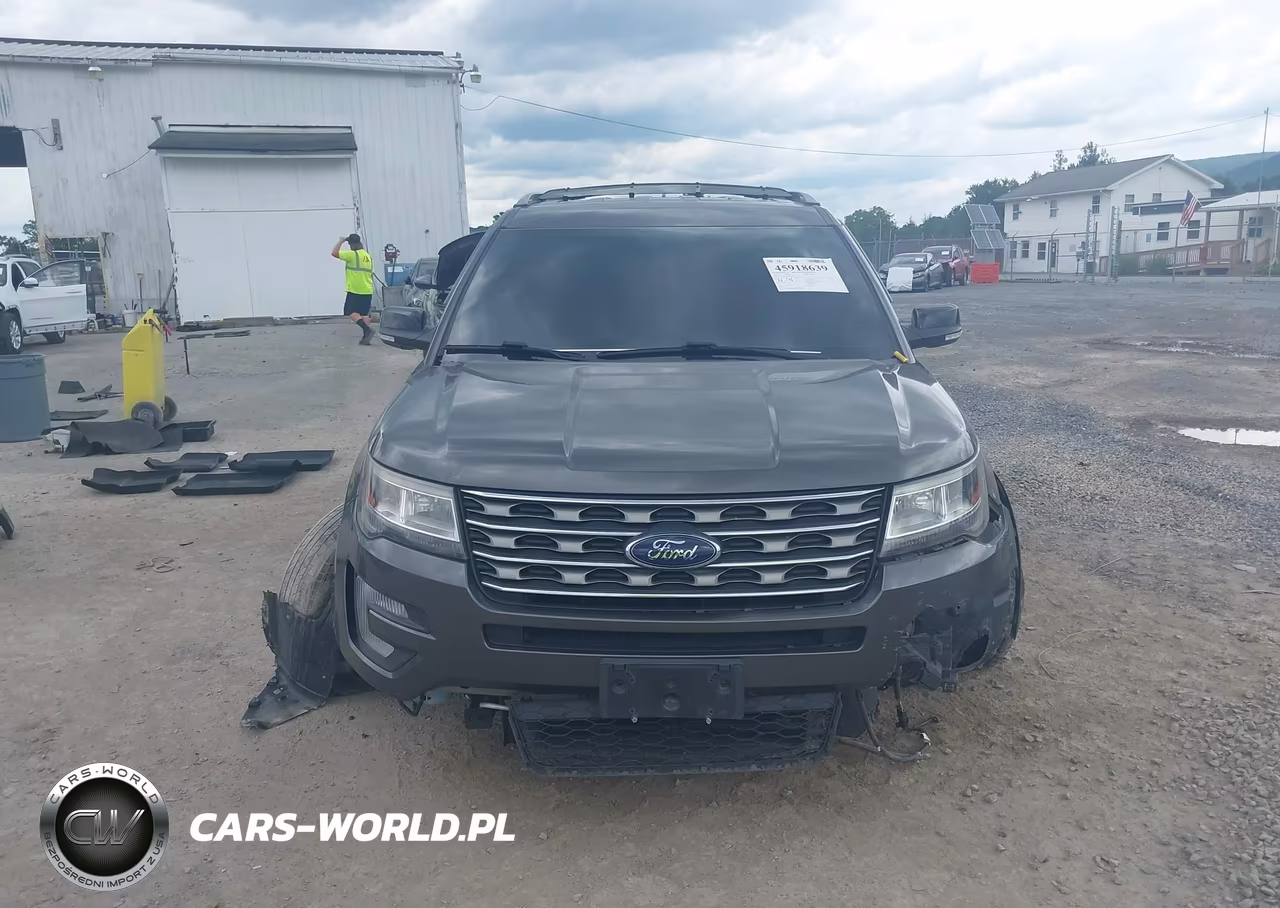 2017 Ford Explorer Xlt VIN:1FM5K7D8XHGC31334 - 6