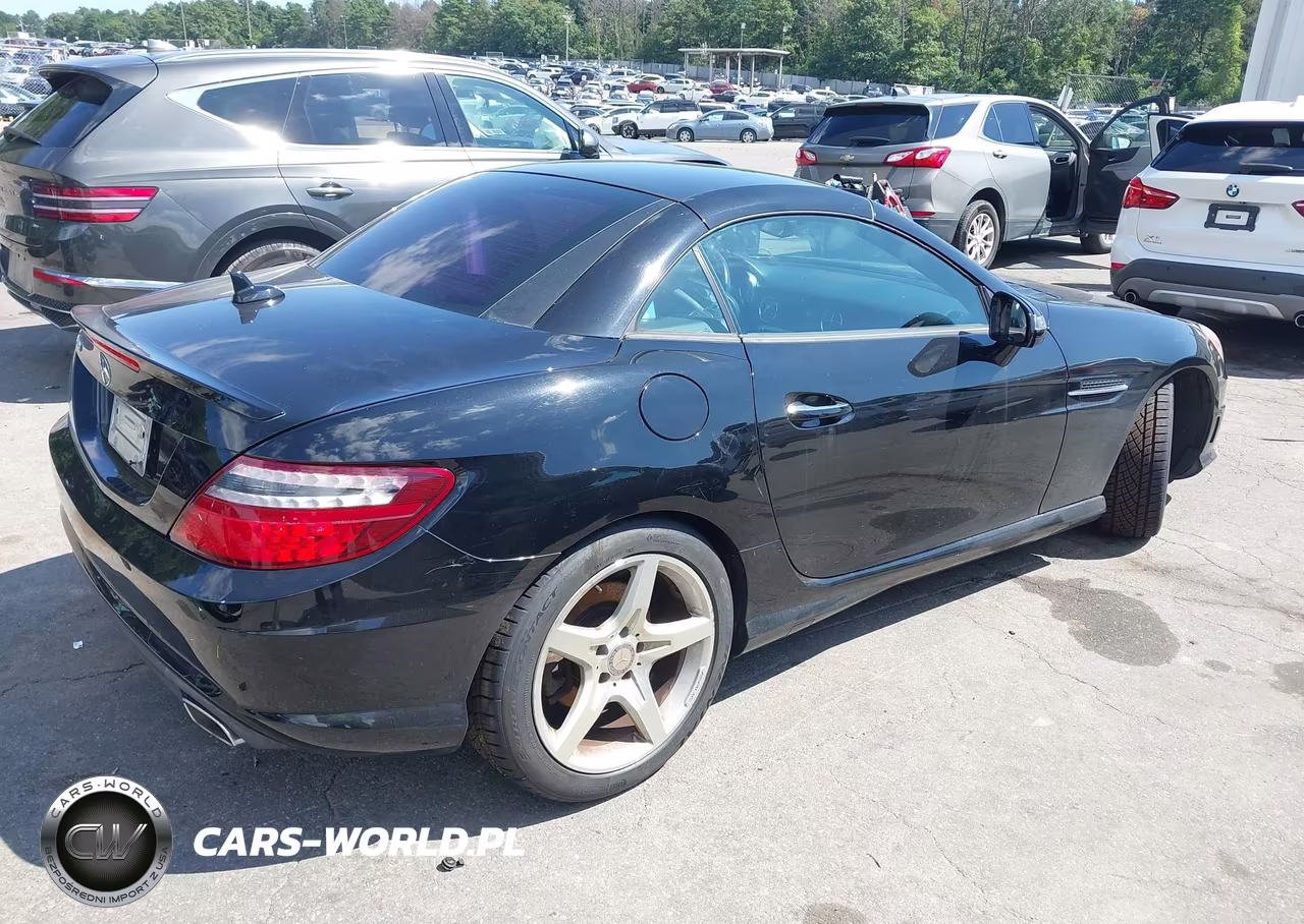 2012 Mercedes-Benz Slk 350 VIN:WDDPK5HA4CF034968 - 4