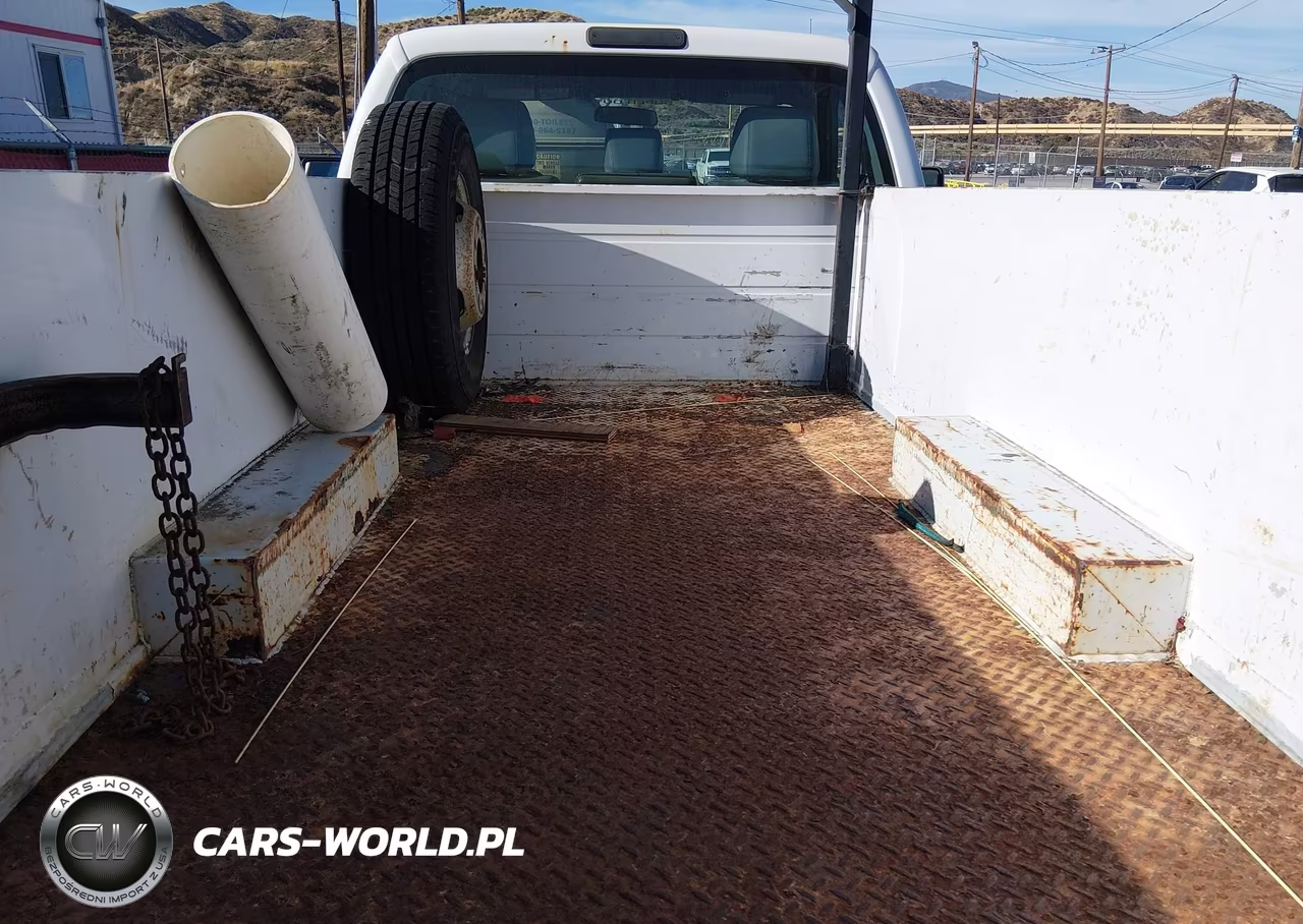 2016 Ford F-350 Chassis Xl VIN:1FDRF3H63GED01497 - 13