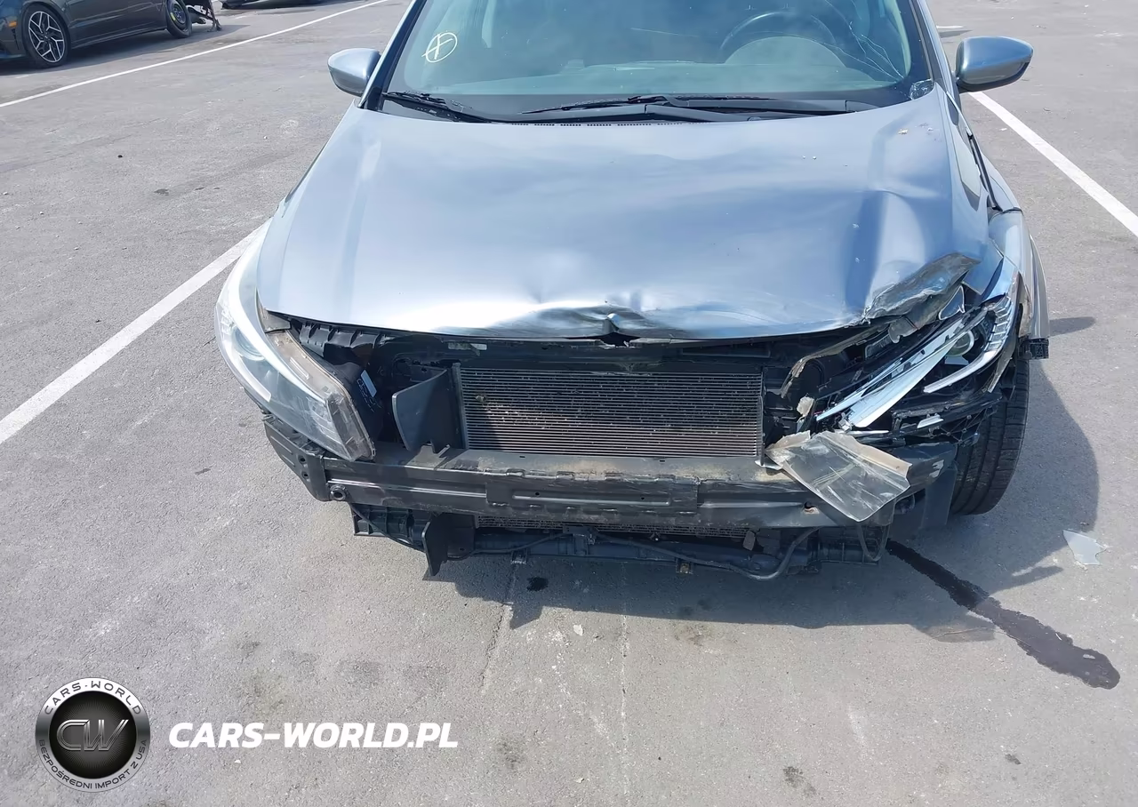 2018 Kia Forte S VIN:3KPFL4A71JE249601 - 6