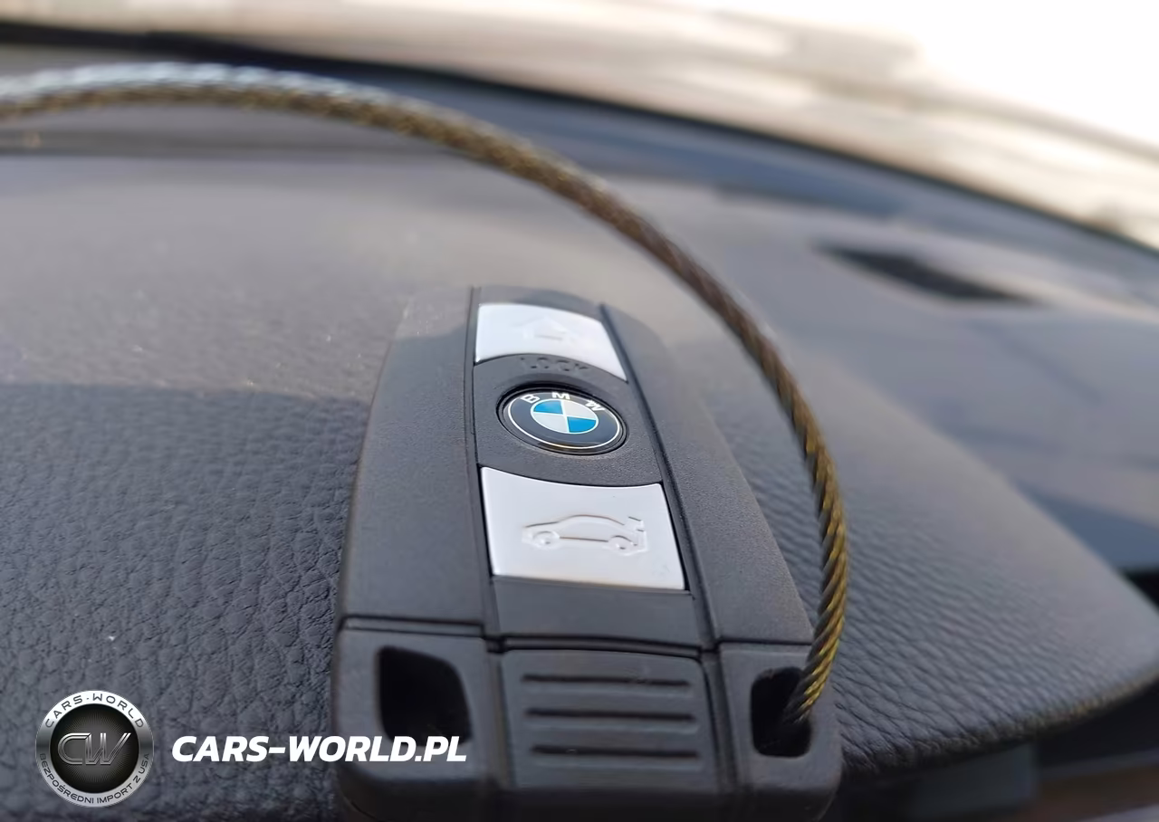 2010 BMW 328I VIN:WBAWV1C55AP123842 - 11