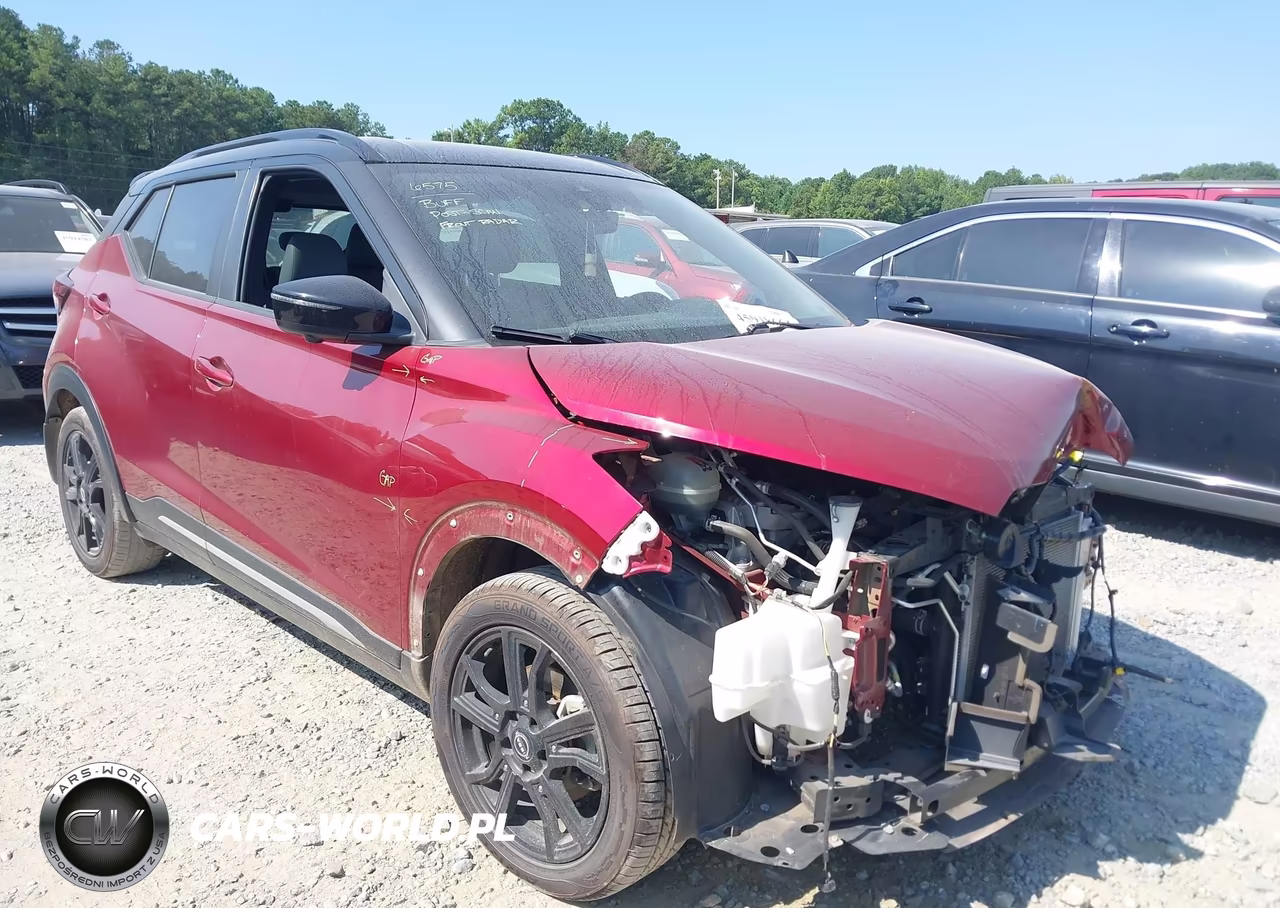 2022 Nissan Kicks Sr Xtronic Cvt