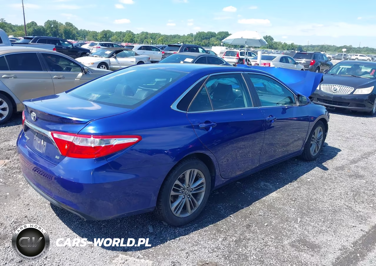 2015 Toyota Camry Se VIN:4T1BF1FK9FU981271 - 4