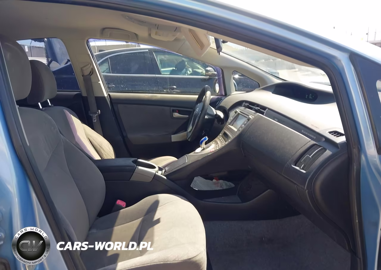 2013 Toyota Prius Plug-In VIN:JTDKN3DP9D3044943 - 5