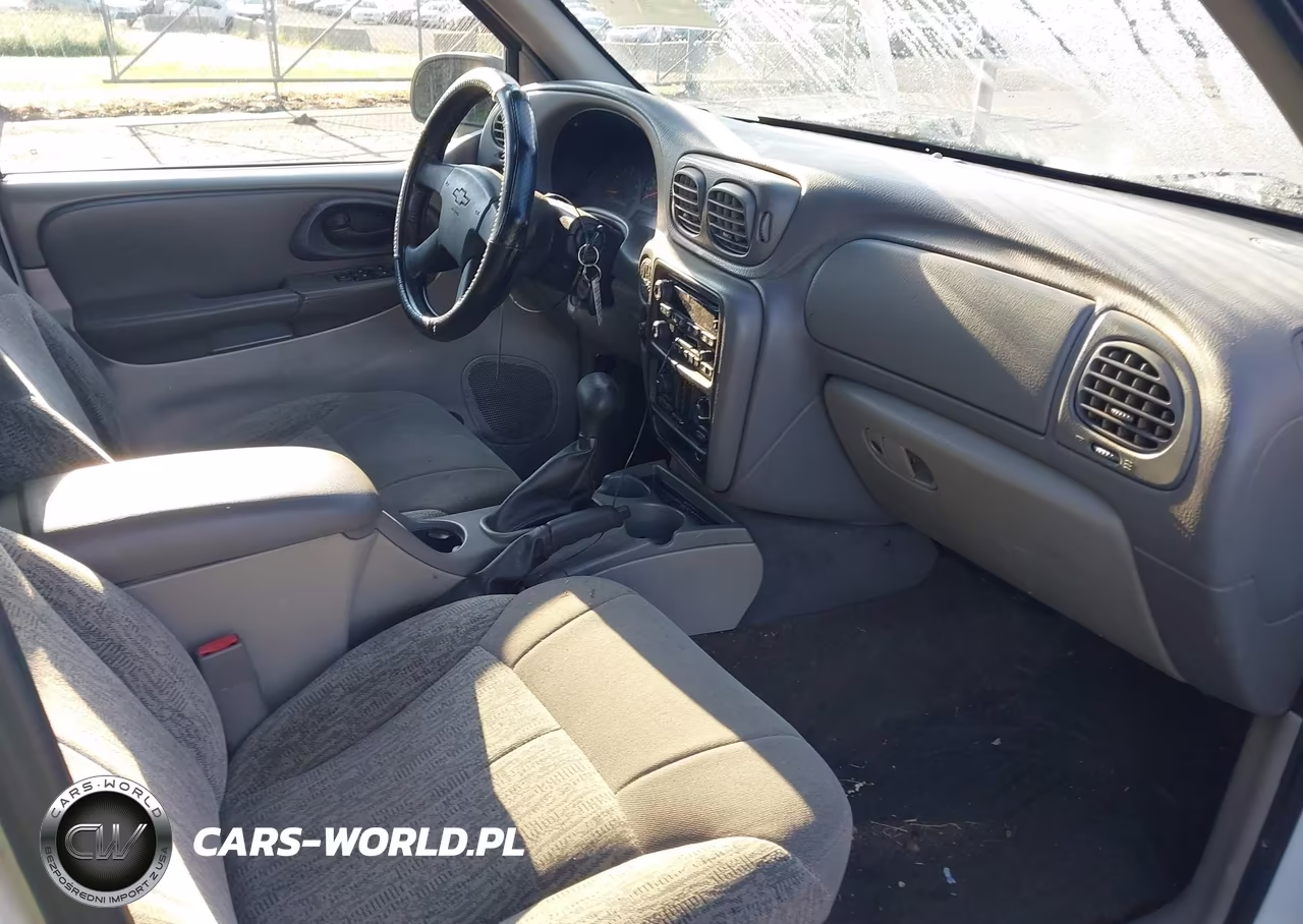 2002 Chevrolet Trailblazer Ls VIN:1GNDS13S822364342 - 5
