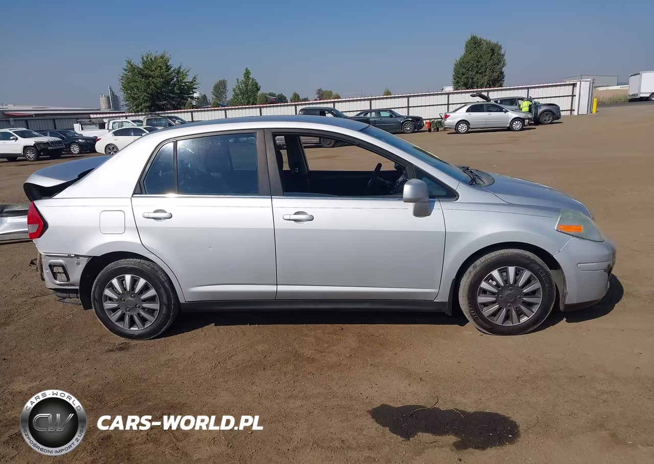 2009 Nissan Versa 1.8S VIN:3N1BC11E89L383642 - 14