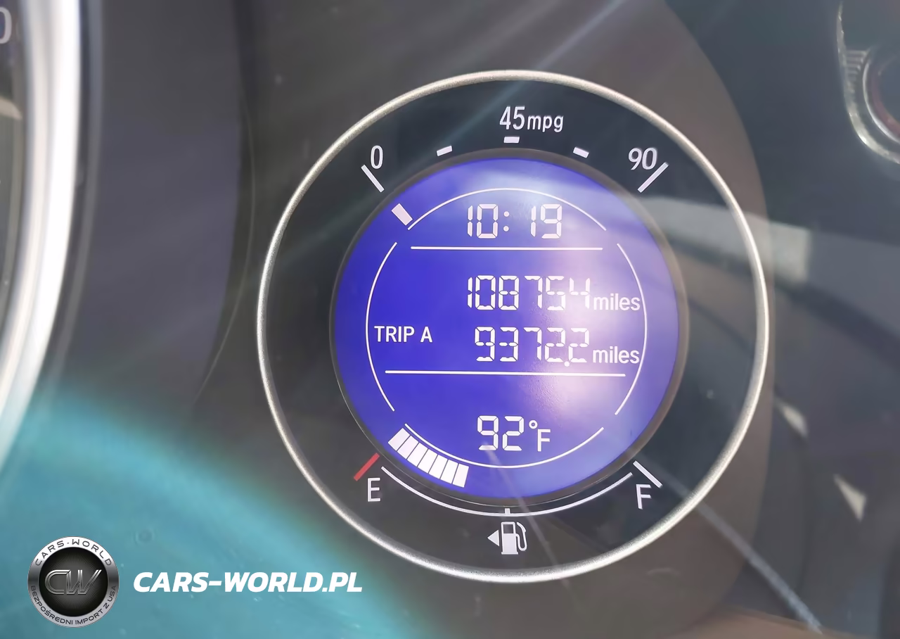 2015 Honda Fit Lx VIN:3HGGK5H57FM748533 - 16