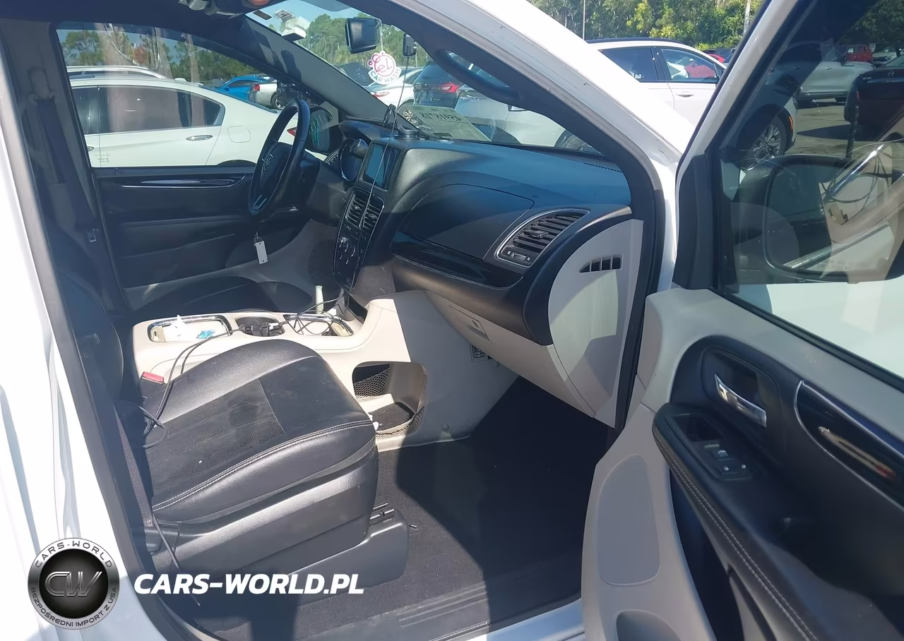 2017 Dodge Grand Caravan Sxt VIN:2C4RDGCG3HR574123 - 5