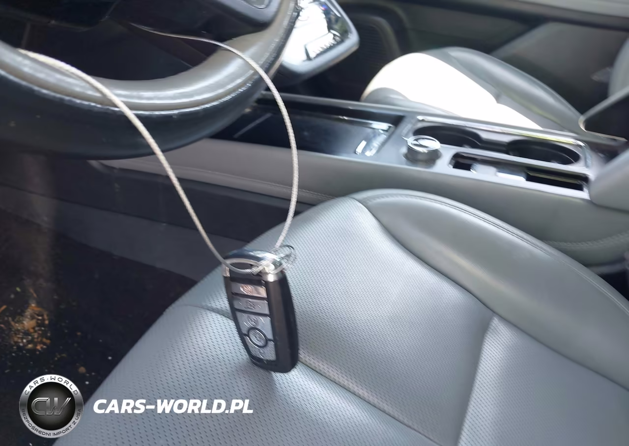 2020 Lincoln Corsair Standard VIN:5LMCJ1C94LUL20258 - 11