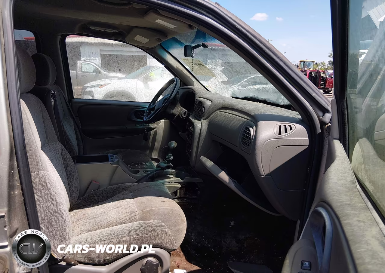 2002 Chevrolet Trailblazer Ls VIN:1GNDT13S722368539 - 5