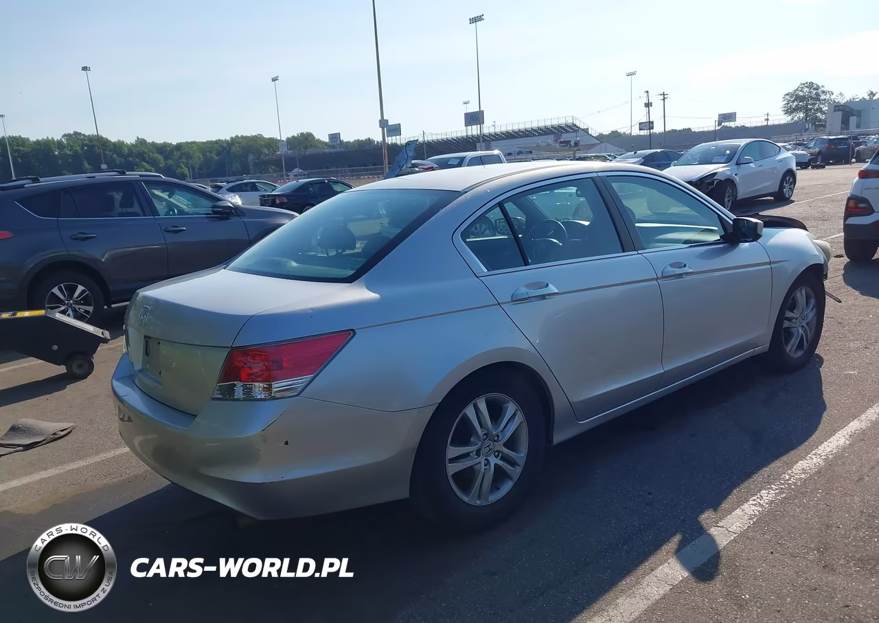 2010 Honda Accord 2.4 Lx VIN:1HGCP2F33AA102461 - 4