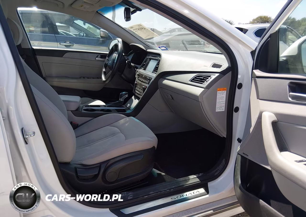 2017 Hyundai Sonata Plug-In Hybrid VIN:KMHE14L20HA044993 - 5