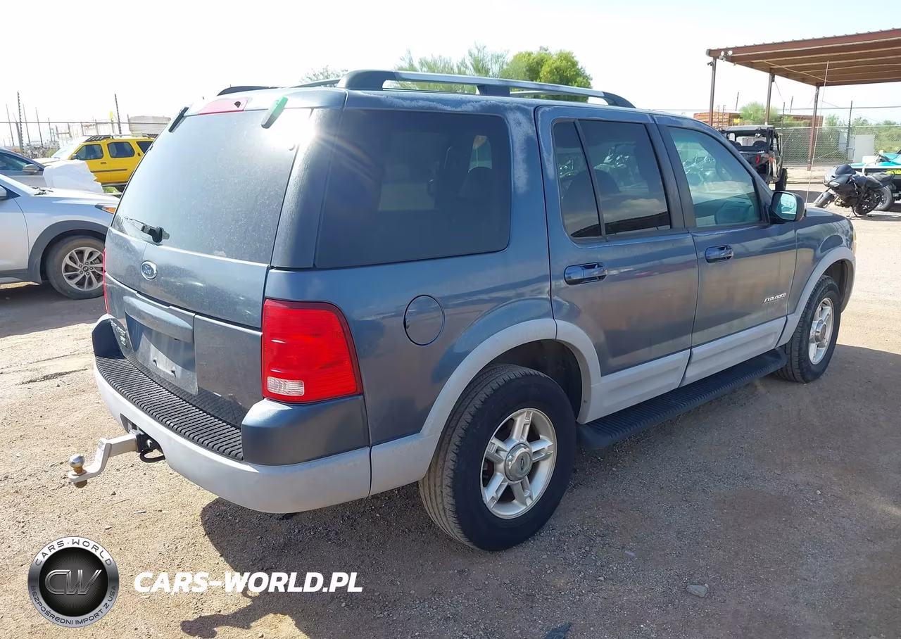 2002 Ford Explorer Xlt VIN:1FMZU73E82UB59190 - 4
