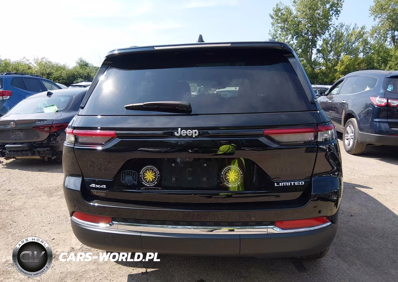 2024 Jeep Grand Cherokee Limited 4X4 VIN:1C4RJHBG9RC104821 - 16