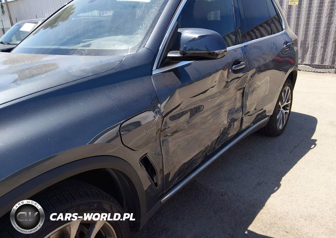 2021 BMW X5 Phev xDrive45E VIN:5UXTA6C06M9D54472 - 12