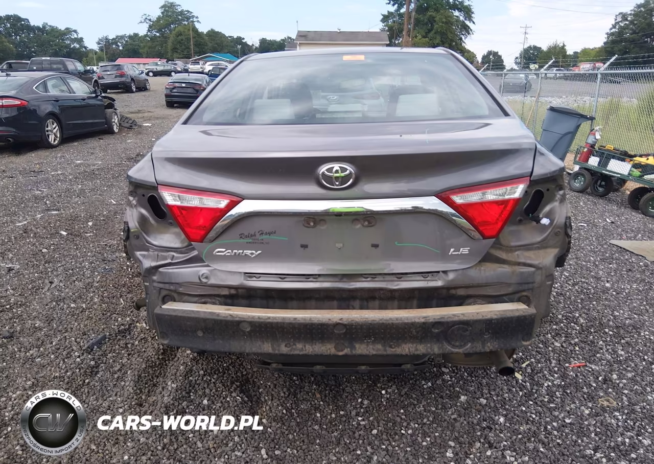 2017 Toyota Camry Le VIN:4T1BF1FK5HU447641 - 6