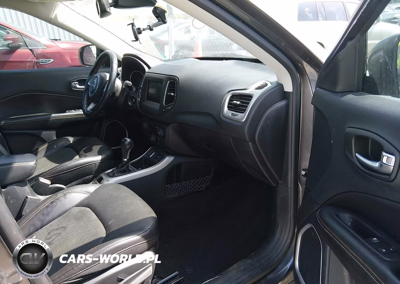 2019 Jeep Compass Latitude Fwd VIN:3C4NJCBB0KT637253 - 5