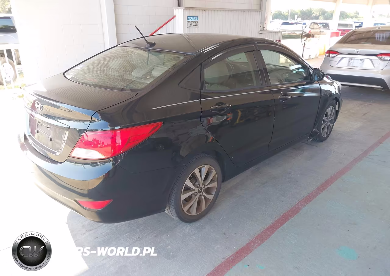 2017 Hyundai Accent Value Edition VIN:KMHCT4AE4HU330164 - 4