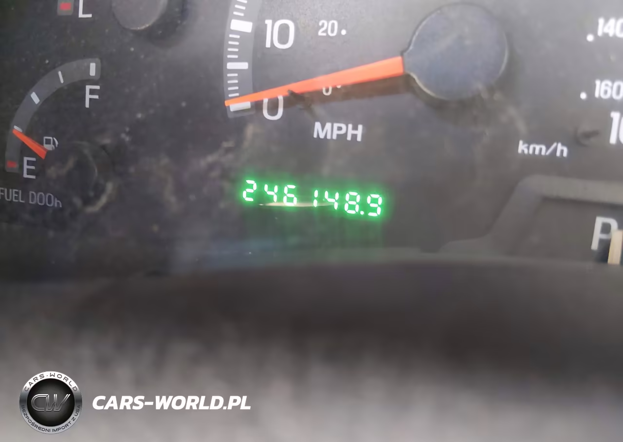 2000 Ford Expedition Xlt VIN:1FMRU15L2YLB77871 - 15