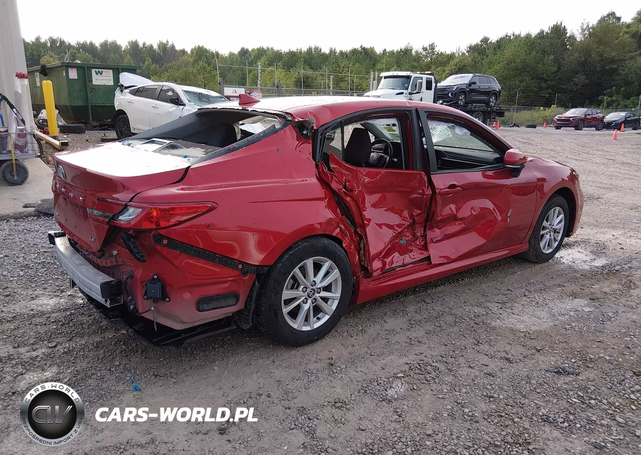 2025 Toyota Camry Le VIN:4T1DAACK4SU042163 - 4