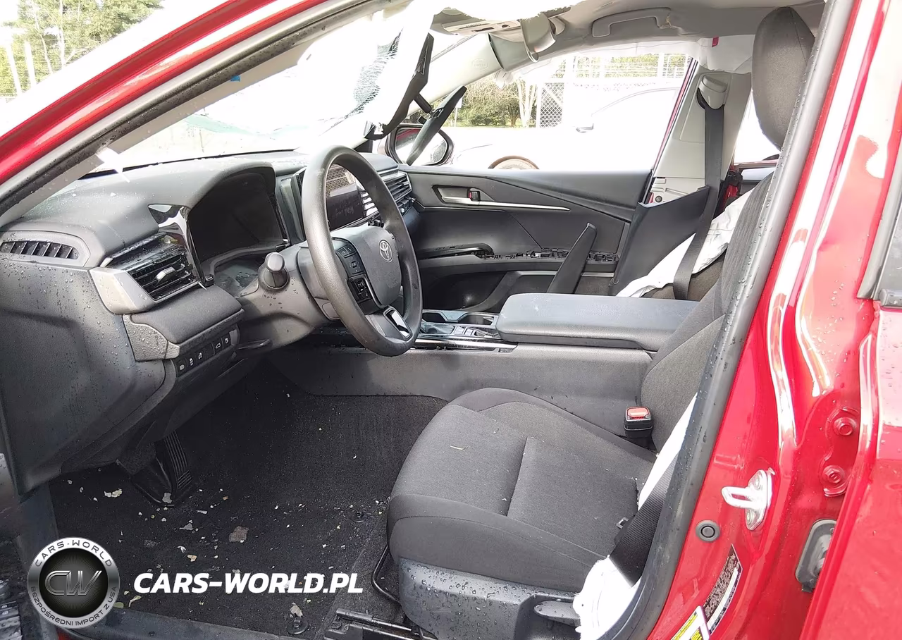 2025 Toyota Camry Le VIN:4T1DAACK4SU042163 - 5