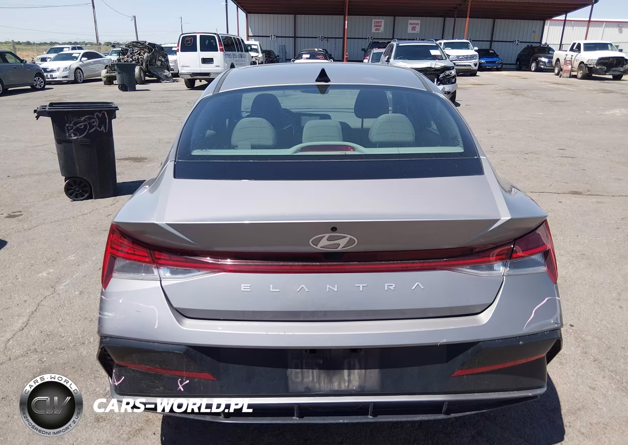 2025 Hyundai Elantra Sel Convenience VIN:KMHLS4DG3SU925627 - 16