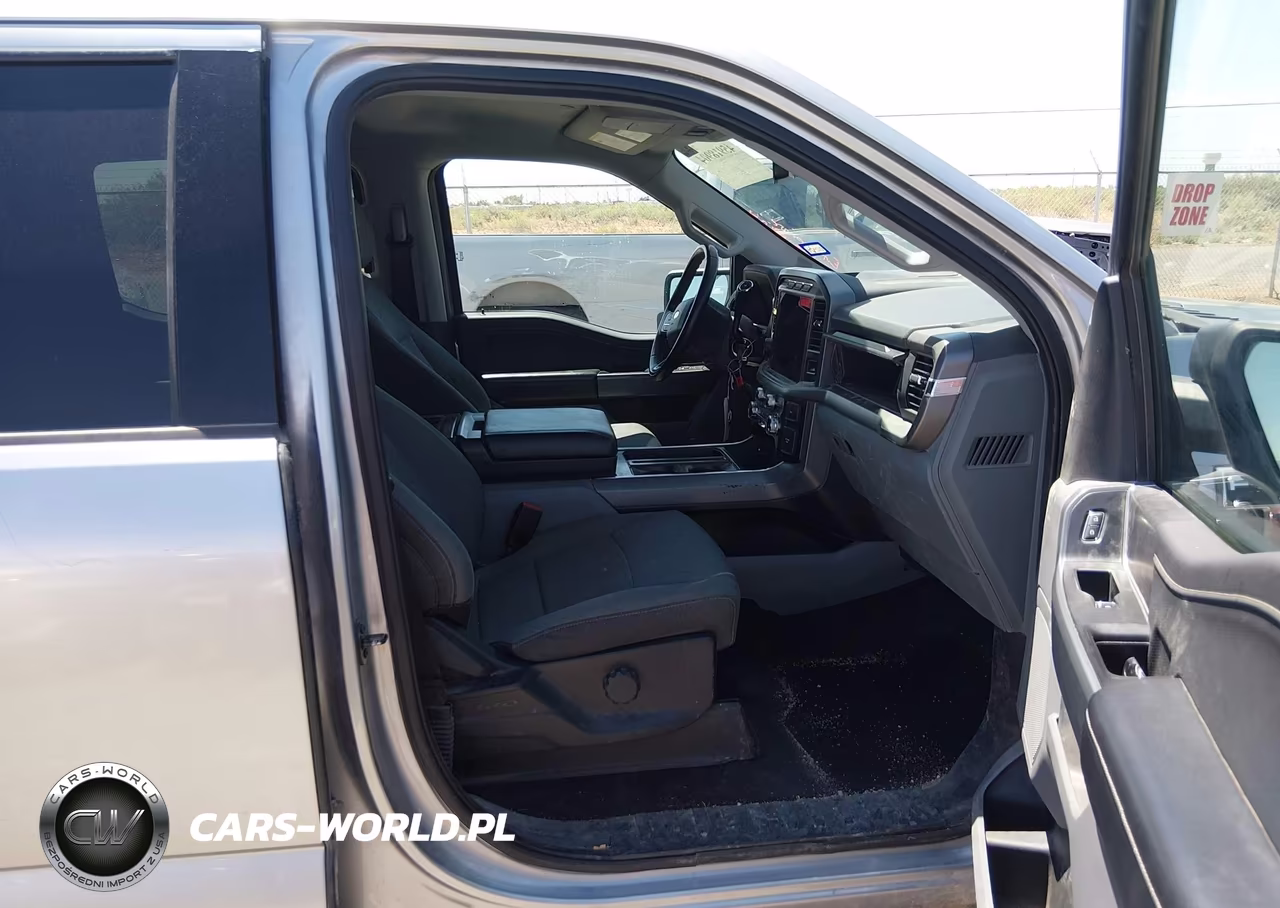 2024 Ford F-150 Xlt VIN:1FTFW3LD2RFA43824 - 5