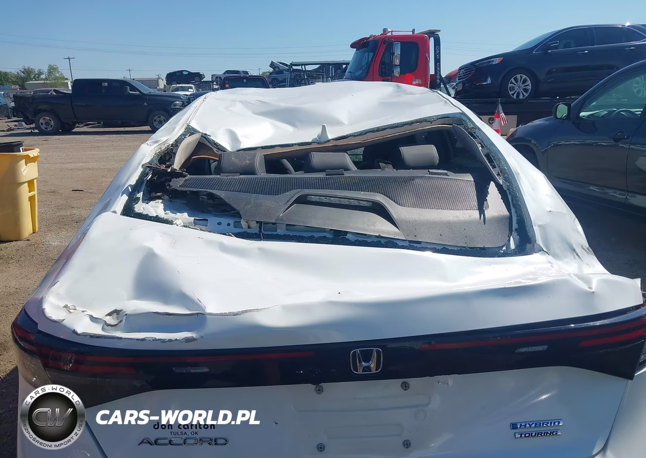 2023 Honda Accord Hybrid Touring VIN:1HGCY2F80PA034721 - 6