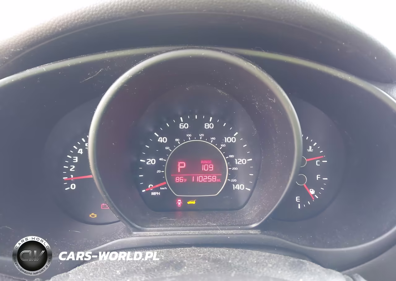 2017 Kia Soul + VIN:KNDJP3A52H7416811 - 7