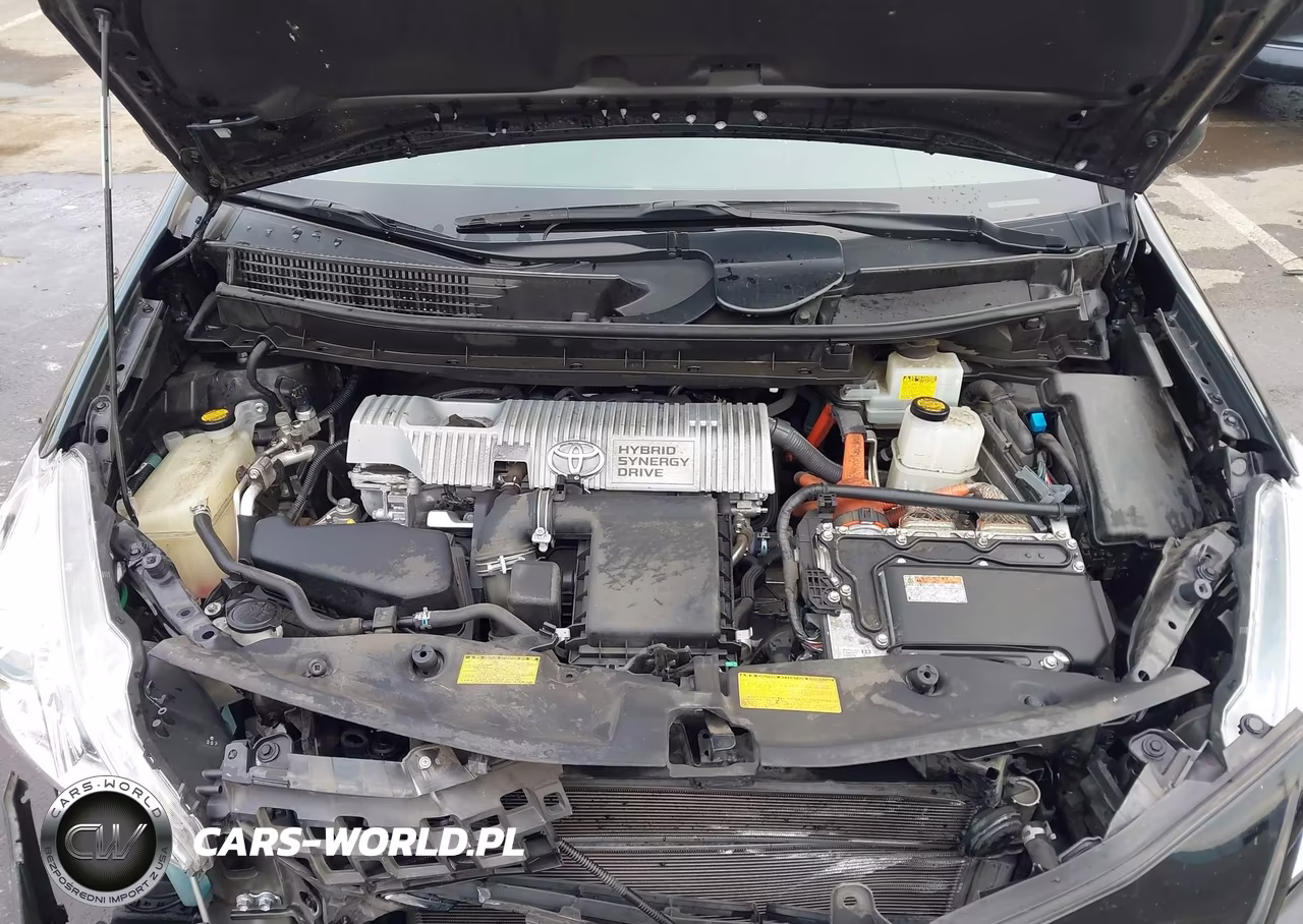 2013 Toyota Prius V Two VIN:JTDZN3EU6D3262468 - 10