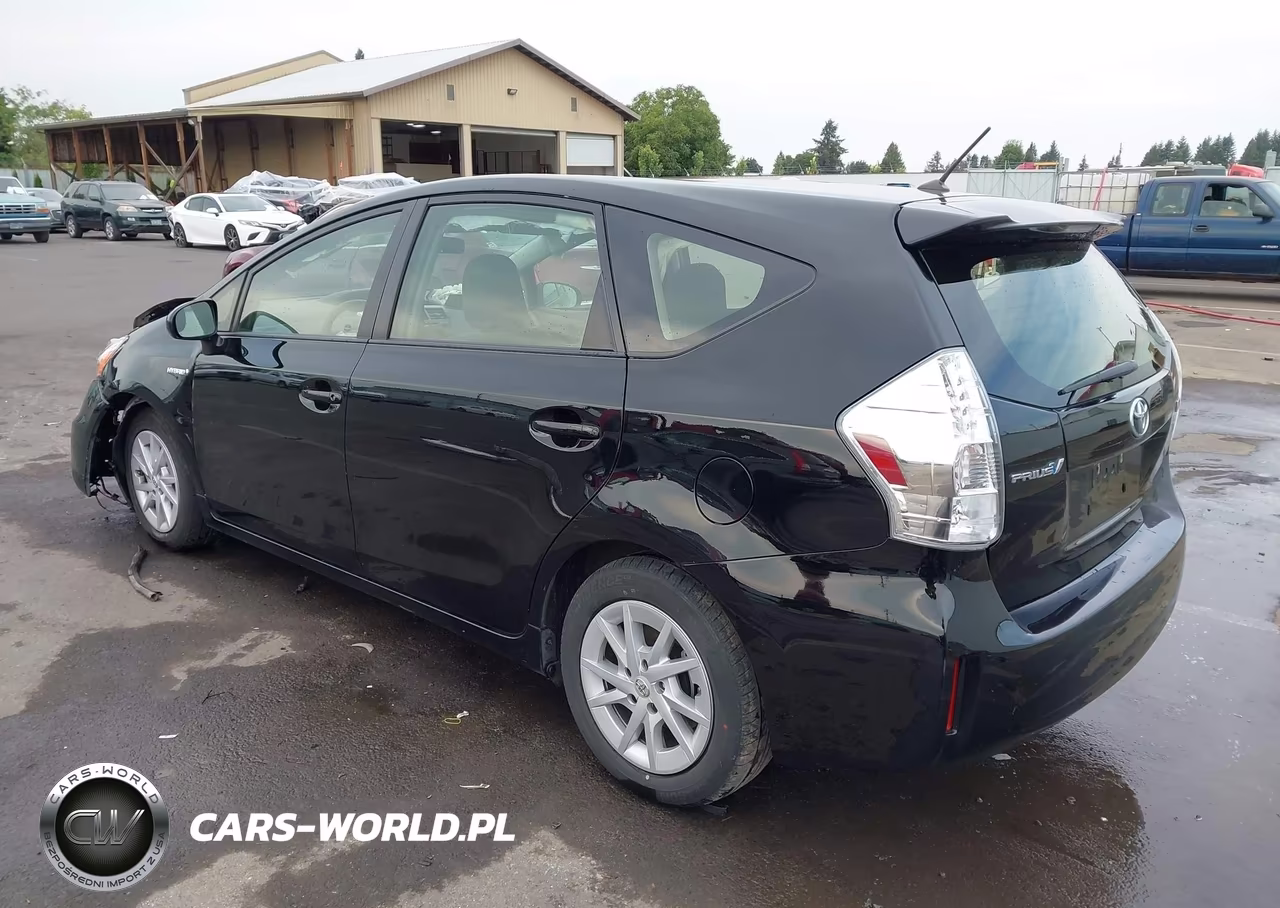 2013 Toyota Prius V Two VIN:JTDZN3EU6D3262468 - 3