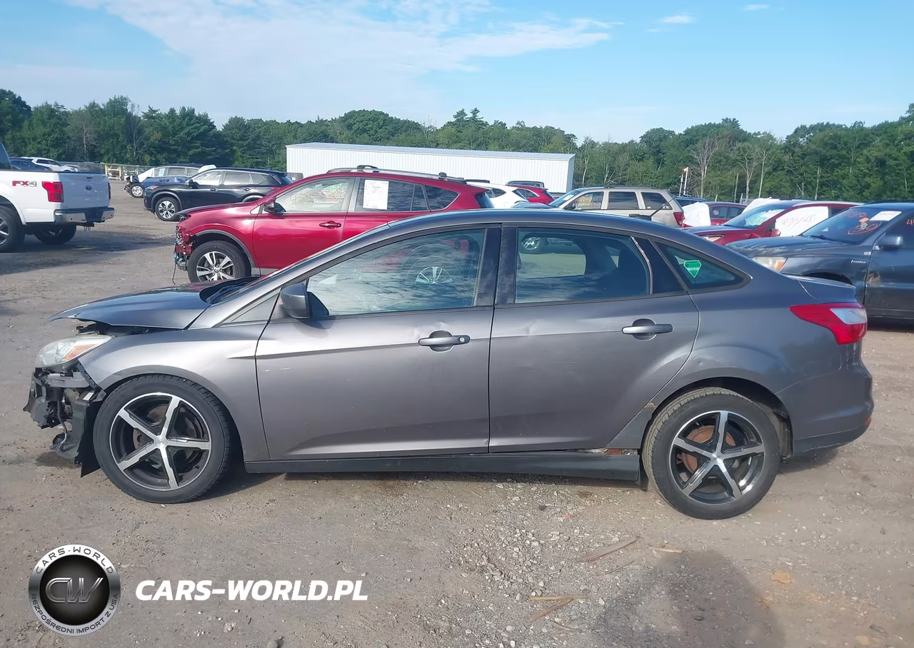 2012 Ford Focus Se VIN:1FAHP3F29CL369487 - 14