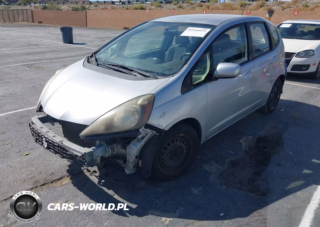 2013 Honda Fit VIN:JHMGE8H33DC050729 - 2