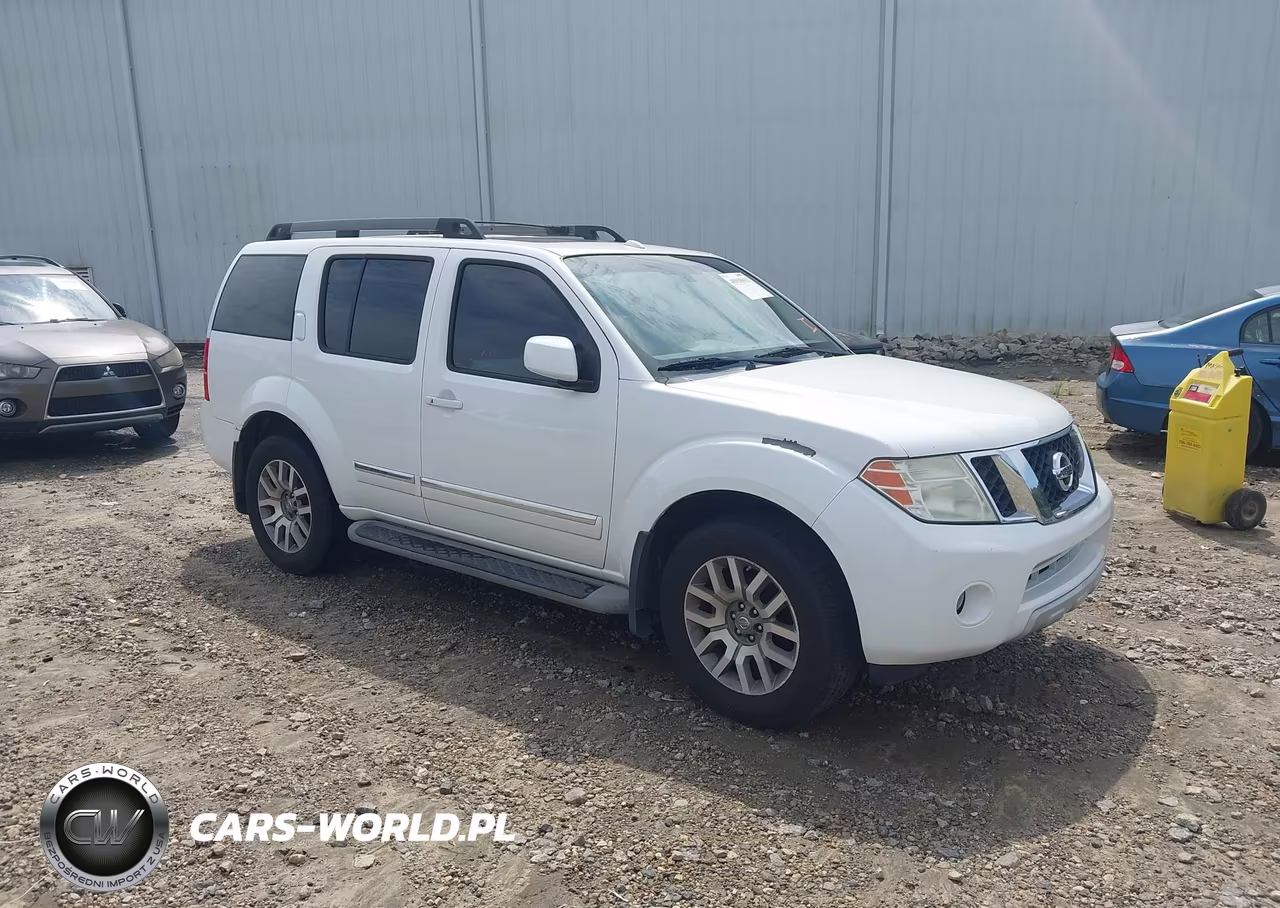 2012 Nissan Pathfinder Le